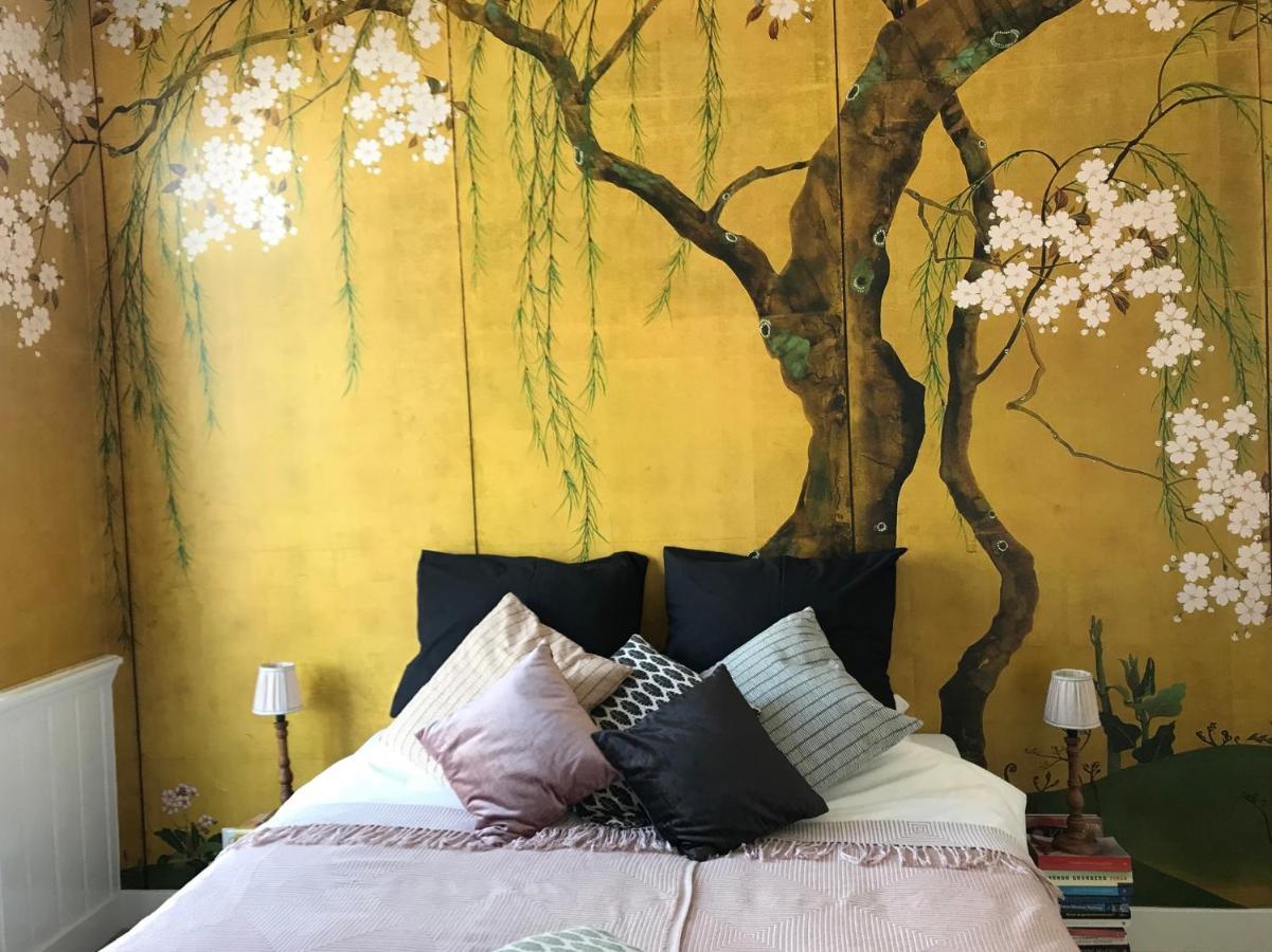 Valkenbos Bed & Breakfast *